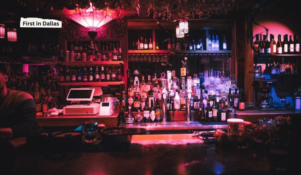 the-balcony-club-dallas-texas