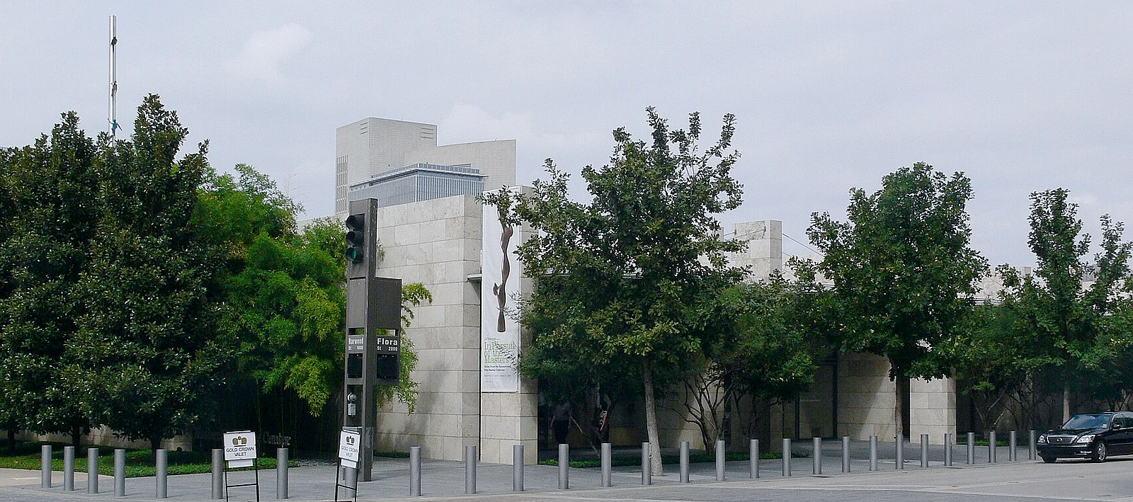 The Nasher Sculpture Center in the Dallas Arts District, a cool indoor thing to do in Dallas