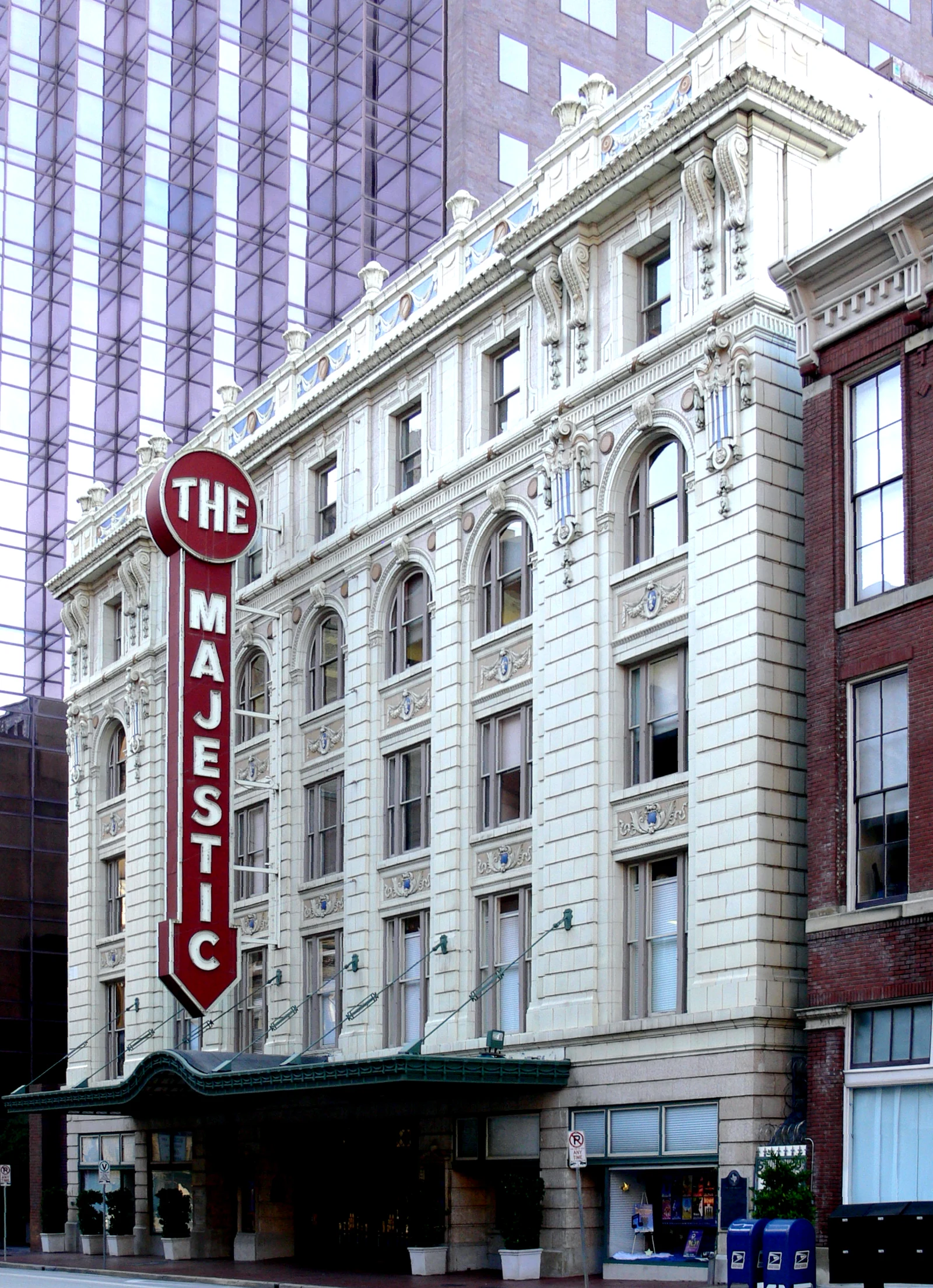 Majestic Theatre, Dallas The Majestic Theatre on Elm Street in downtown Dallas